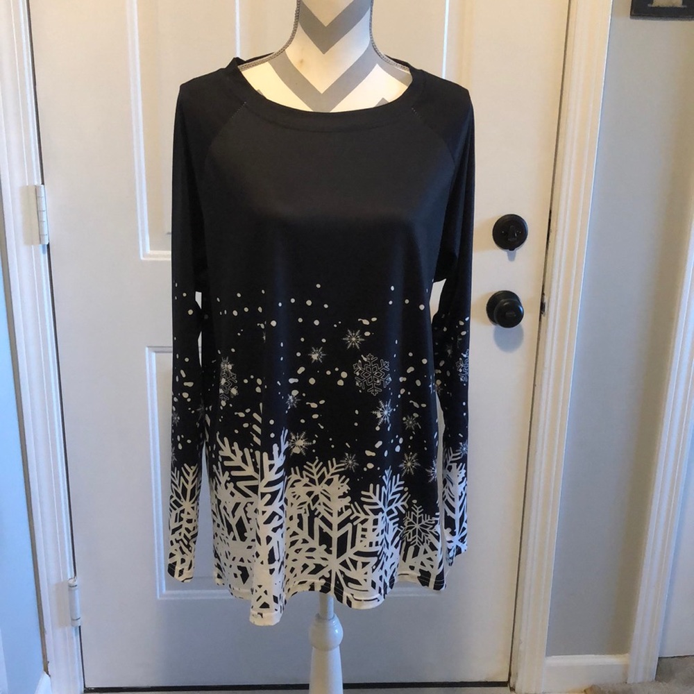 Snowflake design long sleeve top